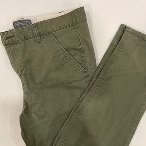 Men’s Skinny Leg Chino green color size 36
